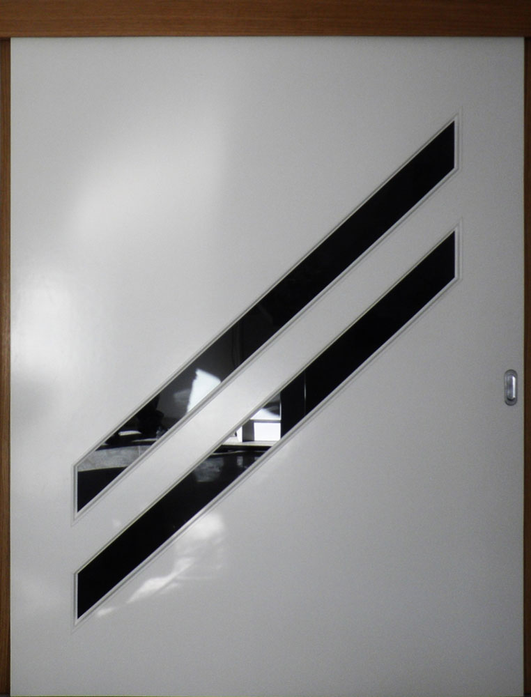 klizna furnirana vrata bijela staklo