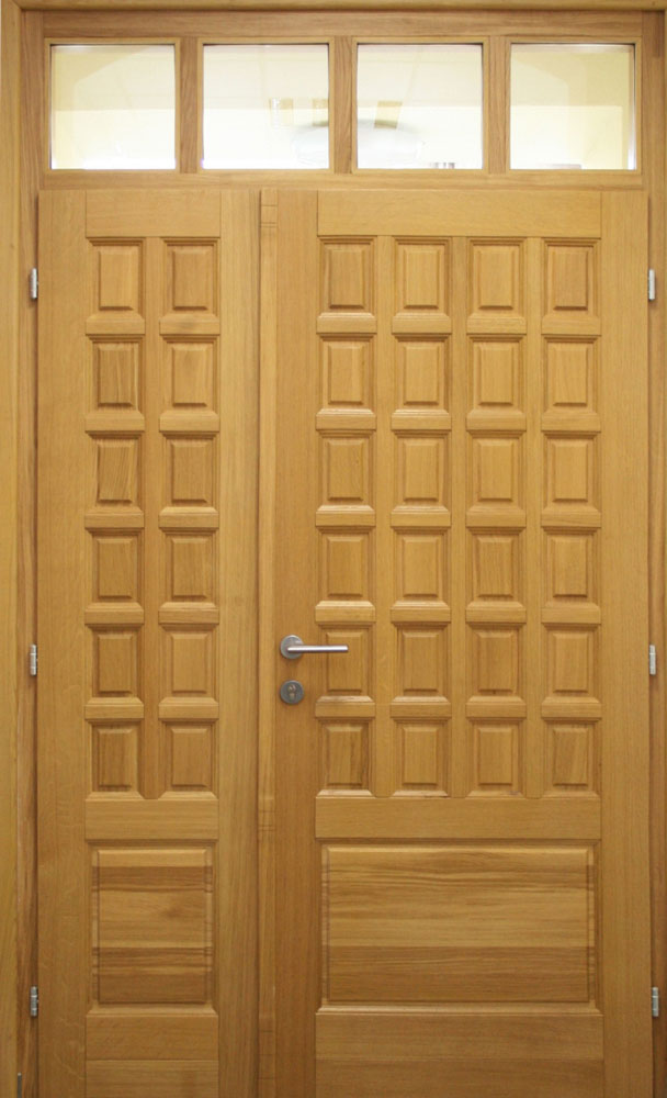 masivna hrastova ulazna vrata