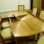 Blagavaonski rasklopni stol hrast masiv