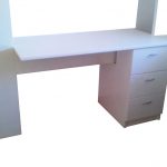 Bijeli radni stol zidni stol