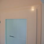 furnirana bijela vrata sa staklima