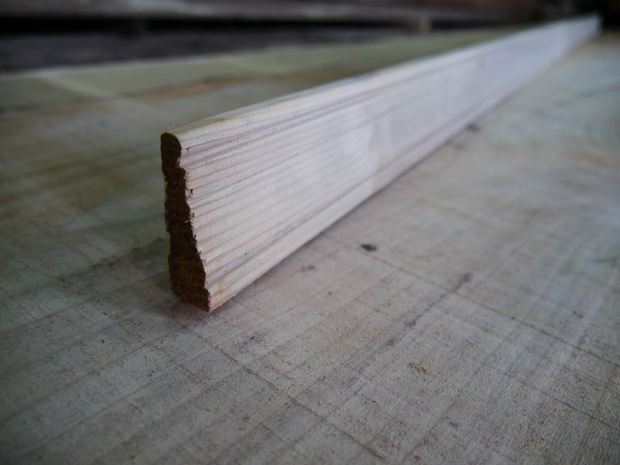 ukrasna lajsna smreka cokl